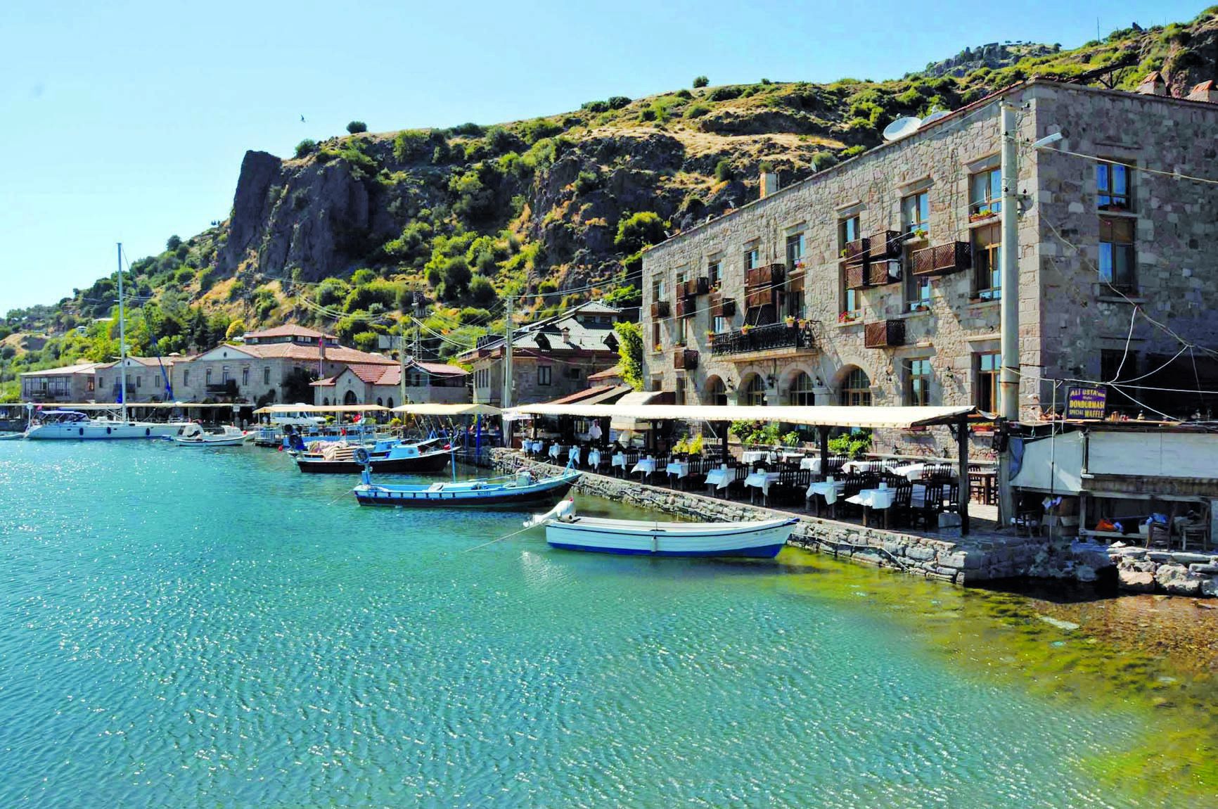Çanakkale 2025: Troya, Assos, Bozcaada ve Gelibolu ile 4–6 Günlük Kıyı ve Tarih Rotası (Ulaşım, Konaklama, Yeme‑İçme, Mevsimsellik)